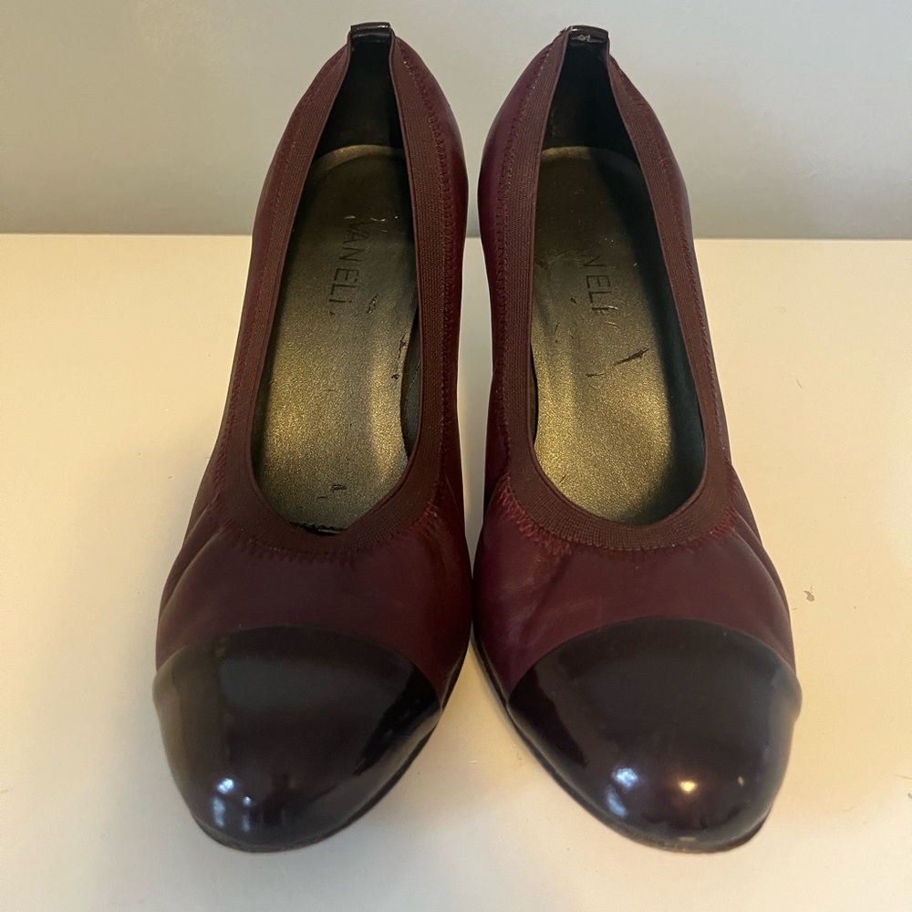 Vanelli pumps